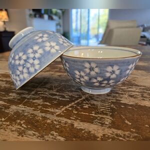 JAPANESE Blue Floral Ceramic Bowl Set